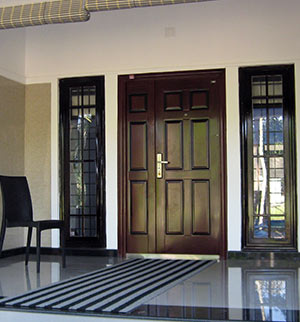 ILEAF DOORS