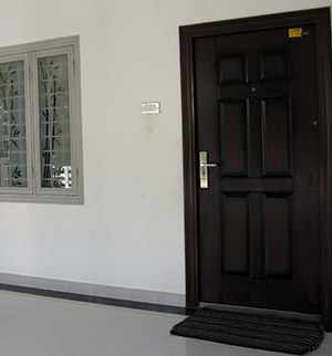 ILEAF DOORS